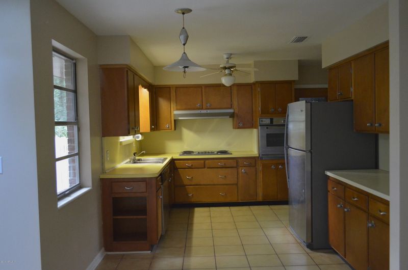 6101 Clifton Ave, Jacksonville, FL 32211
