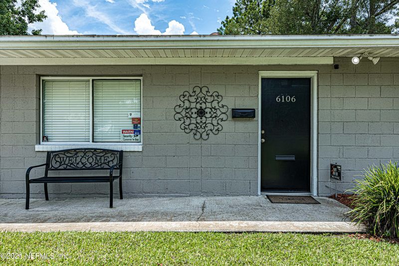 6106 Bennett Rd, Jacksonville, FL 32216