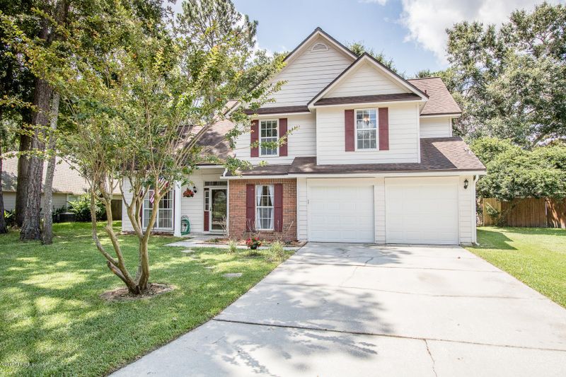 611 Hawkes Island Dr, Fleming Island, FL 32003