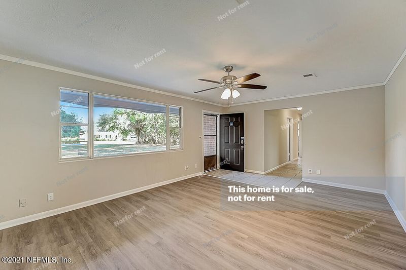 6111 Kenny Rd, Jacksonville, FL 32254