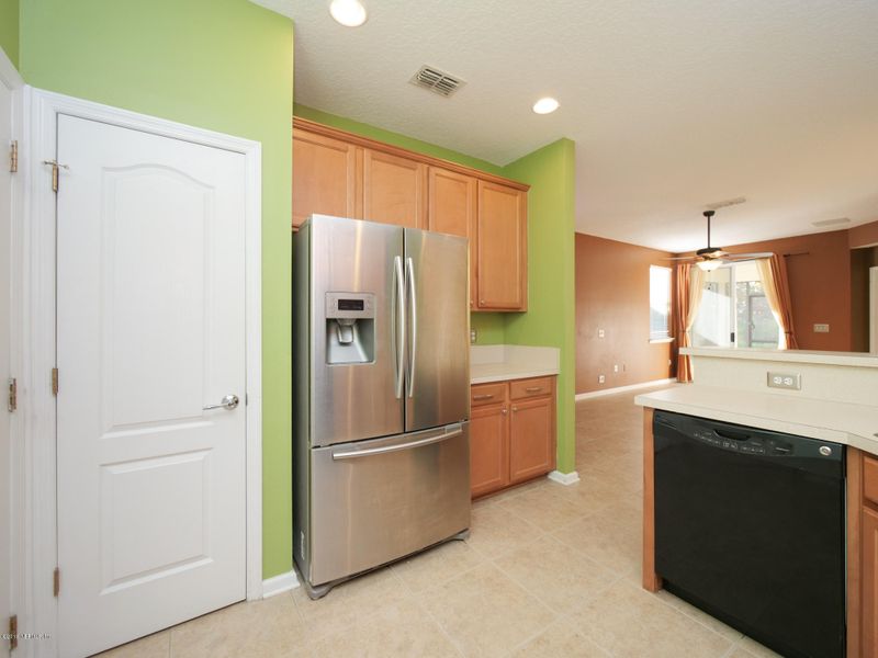 6118 Bartram Village Dr, Jacksonville, FL 32258