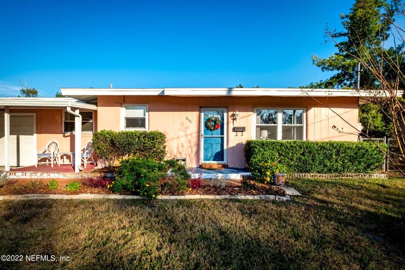 6121 Colgate Rd, Jacksonville, FL 32217