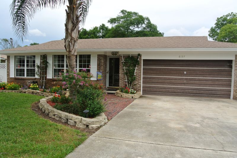 6127 Hill View Ct, Jacksonville, FL 32244