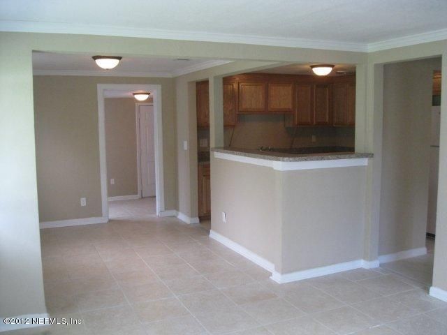 6129 Verdes Rd, Jacksonville, FL 32244