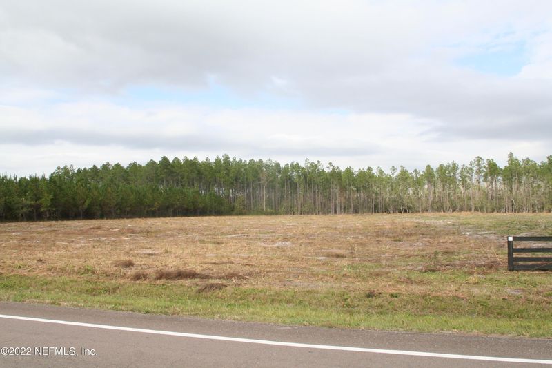 613675 River Rd, Callahan, FL 32011