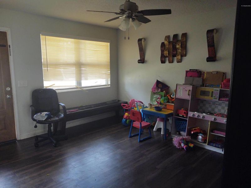 6143 Ricker Rd, Jacksonville, FL 32244