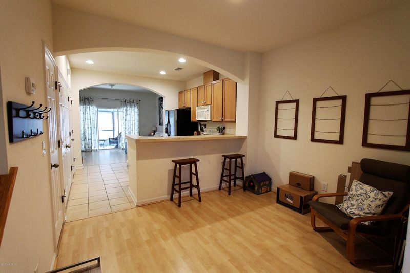 6148 High Tide Blvd, Jacksonville, FL 32258