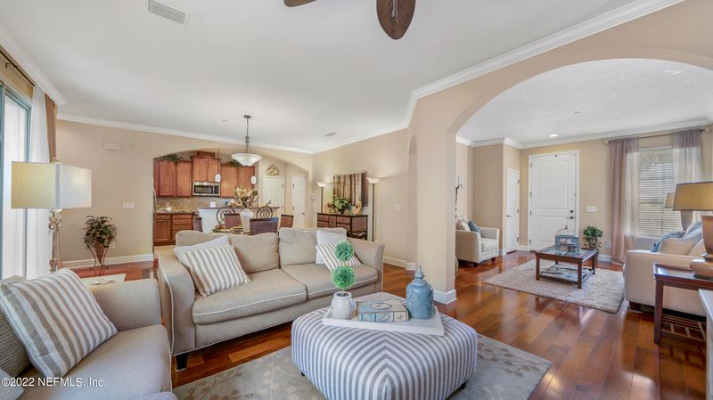 6155 Clearsky Dr, Jacksonville, FL 32258