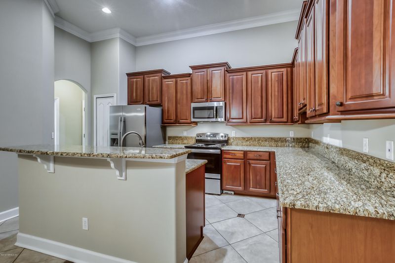 617 Loire Ct, St Johns, FL 32259