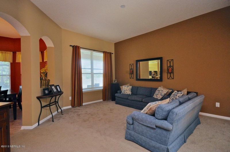 6180 White Tip Rd, Jacksonville, FL 32258