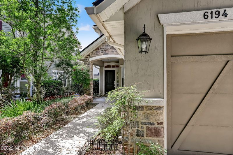 6194 Casterbridge Rd, Jacksonville, FL 32258