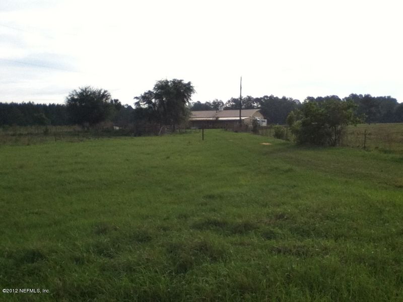 6200 Cracker Swamp Rd, Hastings, FL 32145