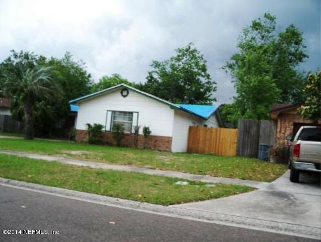 6203 Toyota Dr, Jacksonville, FL 32244
