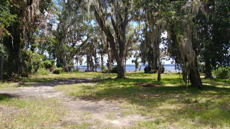 6203 W Shores Rd, Orange Park, FL 32003