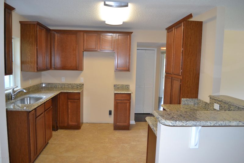 6204 Shetland Rd, Jacksonville, FL 32277