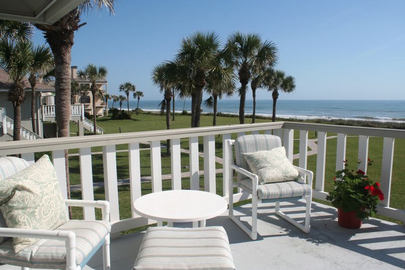 621 Summer Pl, Ponte Vedra Beach, FL 32082