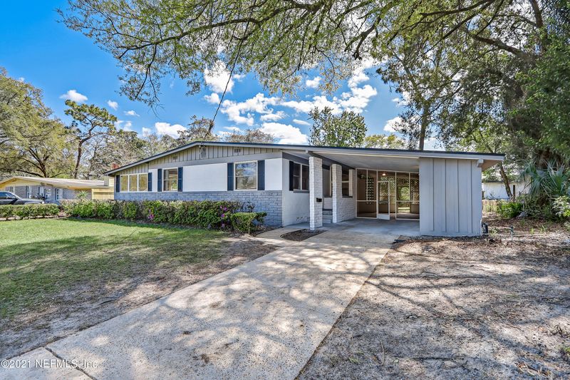 6212 Shady Oak Dr, Jacksonville, FL 32277