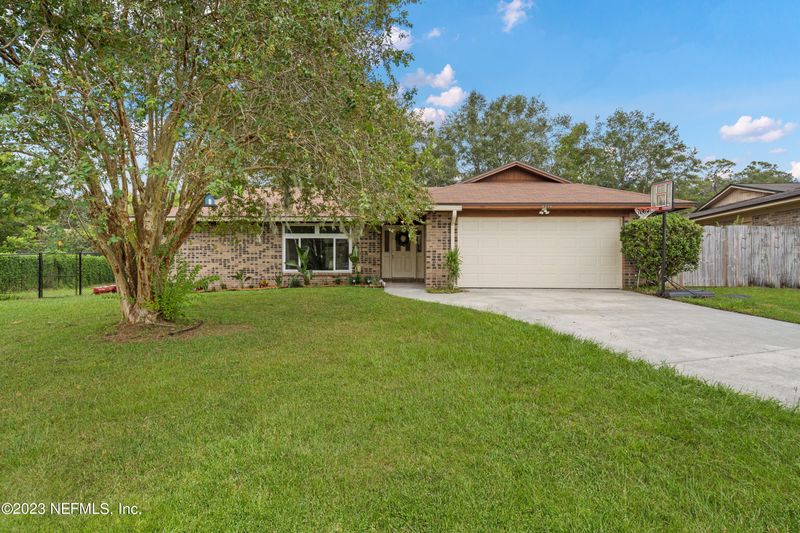6219 Lindenwood Ct N, Jacksonville, FL 32244