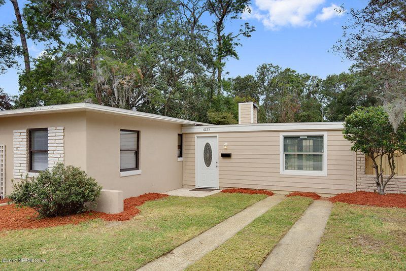 6225 Spring Forest Cir, Jacksonville, FL 32216
