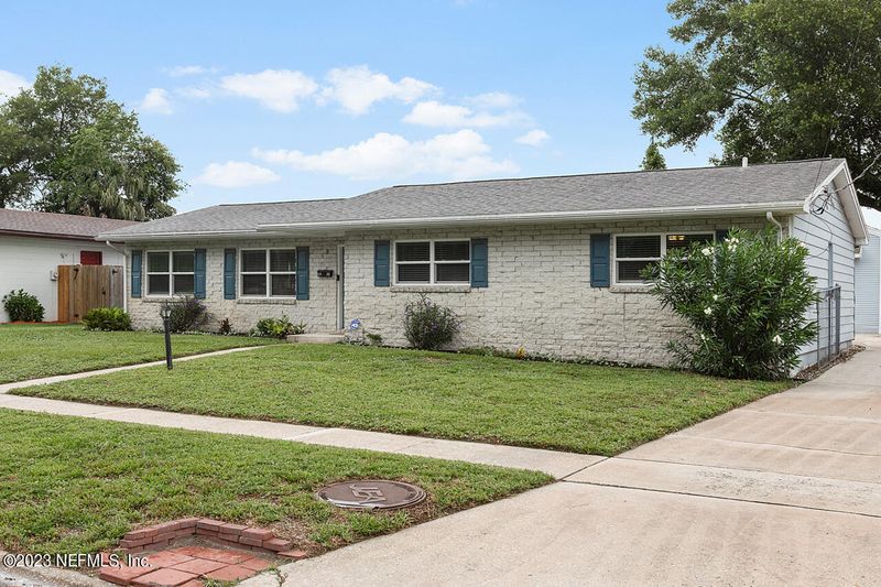 6227 Bayfield Dr, Jacksonville, FL 32277