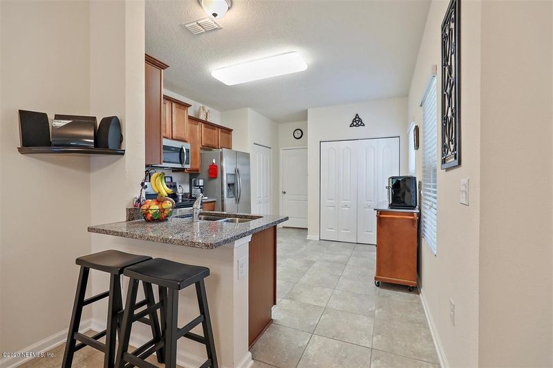 623 Servia Dr, St Johns, FL 32259