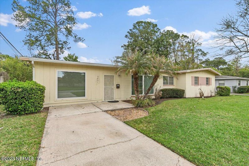 6231 Stetler Dr, Jacksonville, FL 32216