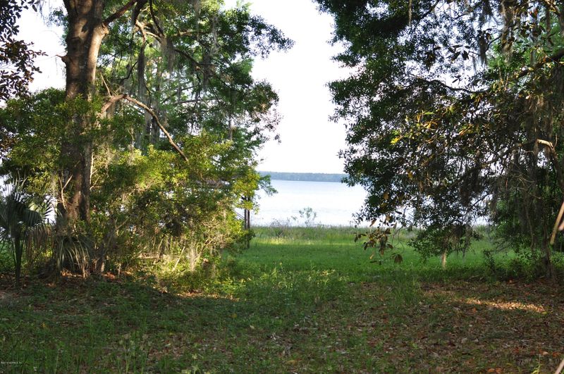 6233 Kingsley Lake Dr, Starke, FL 32091