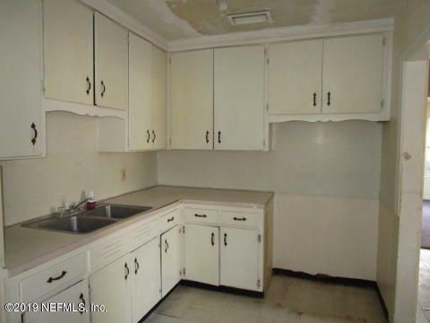 624 E 61st St, Jacksonville, FL 32208