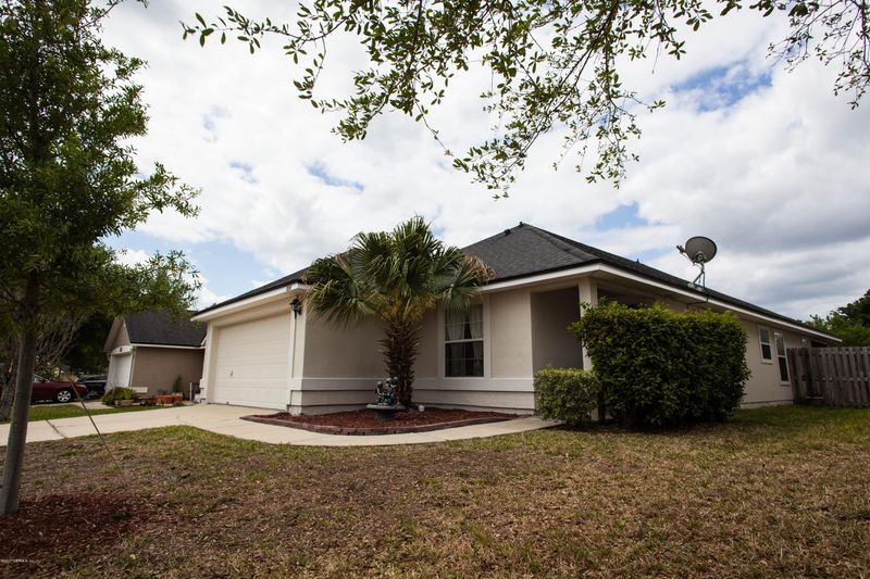 624 Longcrest Ln, Orange Park, FL 32065