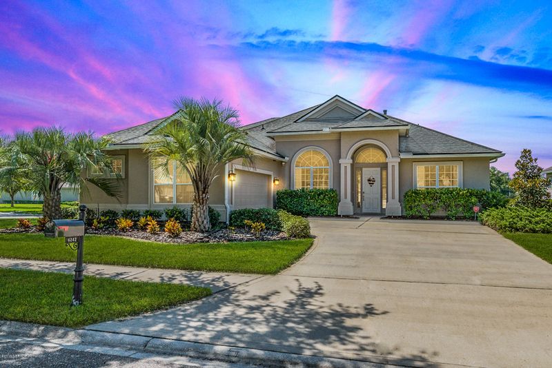 6242 Magnolia Springs Ln, Jacksonville, FL 32258