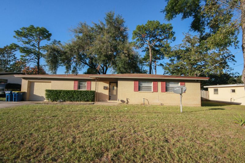 6243 Diane Rd, Jacksonville, FL 32277
