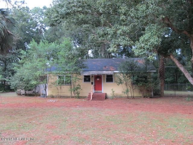 6247 Creetown Dr, Jacksonville, FL 32216