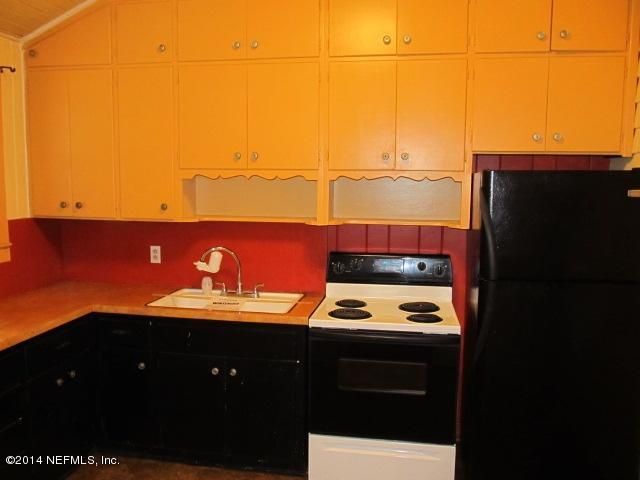 6247 Creetown Dr, Jacksonville, FL 32216
