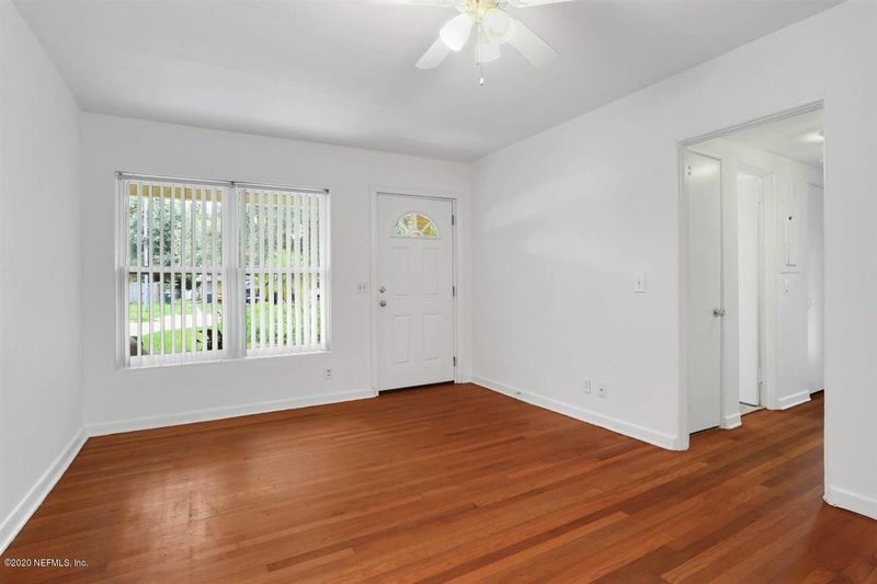 6247 Spring Forest Cir, Jacksonville, FL 32216