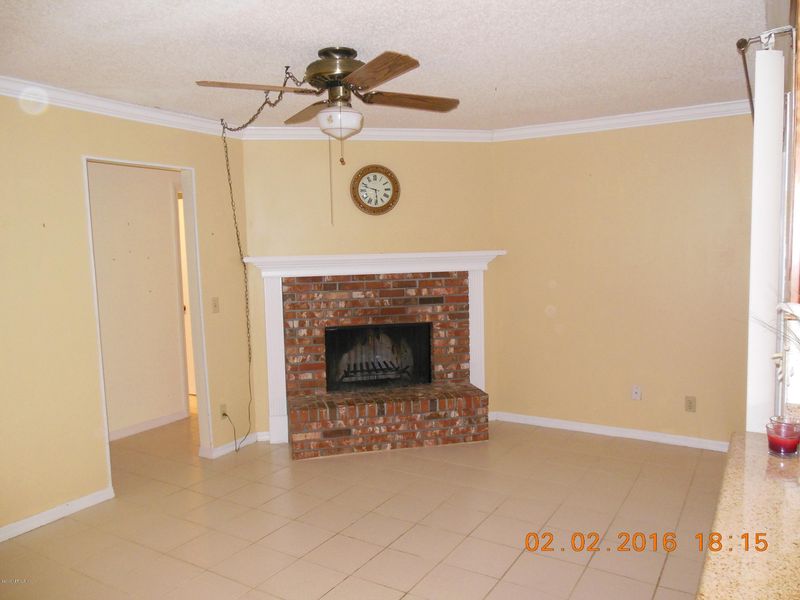 6249 Dickens Dr, Jacksonville, FL 32244