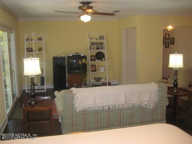 625 Davis St, Neptune Beach, FL 32266
