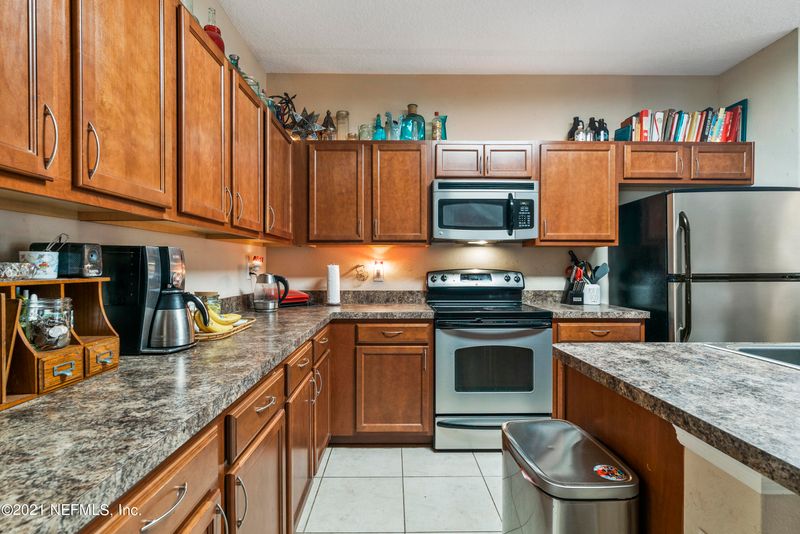 625 Oakleaf Plantation Pw #111, Orange Park, FL 32065