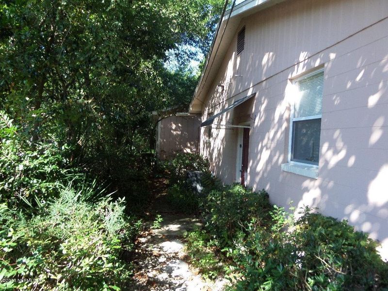 629 S 14th St, Fernandina Beach, FL 32034