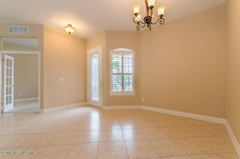 6294 Green Myrtle Dr, Jacksonville, FL 32258