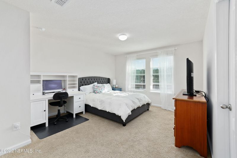 63 Alemany Pl, St Johns, FL 32259