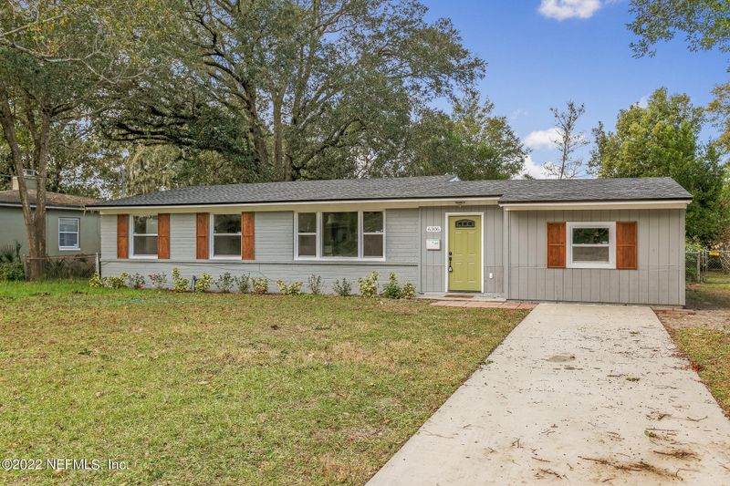 6306 Fordham Cir E, Jacksonville, FL 32217