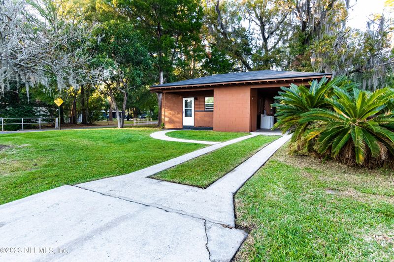 631 Francis St, Starke, FL 32091