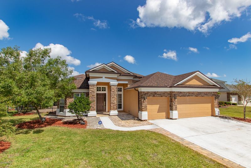 6311 Green Myrtle Dr, Jacksonville, FL 32258