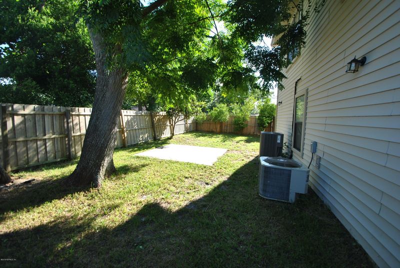 632 7th Ave N, Jacksonville Beach, FL 32250