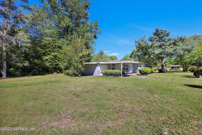 6325 Bondy Pl, Jacksonville, FL 32210