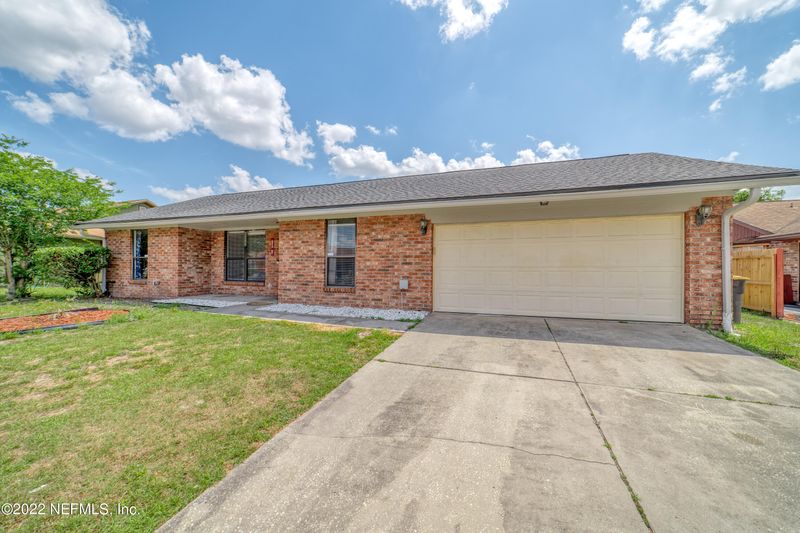 6325 Ian Chad Dr W, Jacksonville, FL 32244