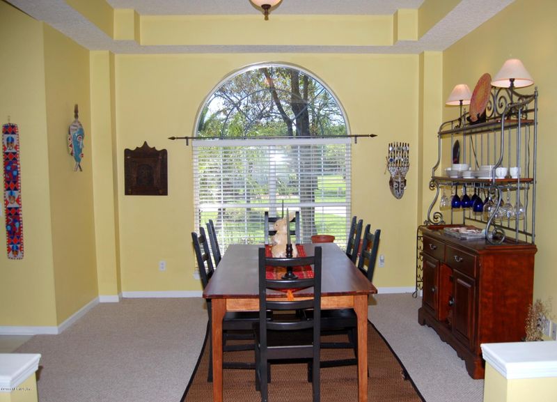 633 Hummingbird Ct, St Johns, FL 32259