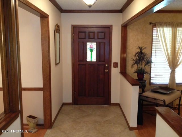 6335 Christopher Creek Rd E, Jacksonville, FL 32217