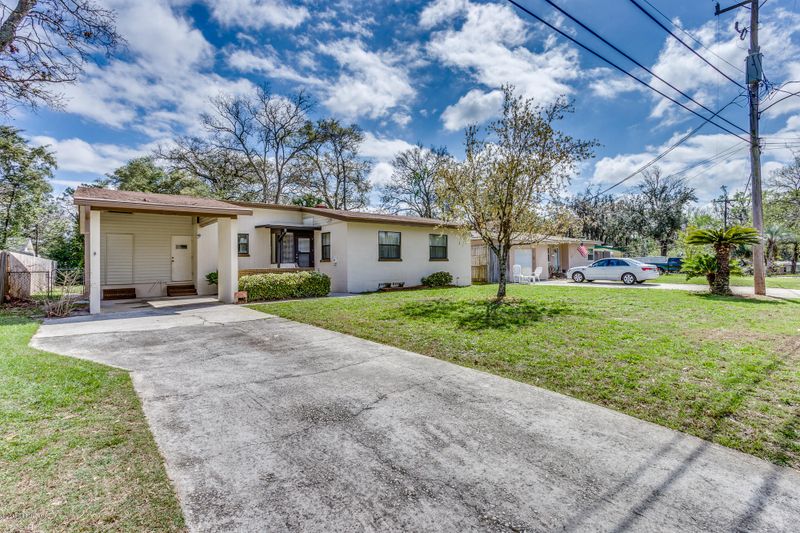 6335 Temple Rd, Jacksonville, FL 32217