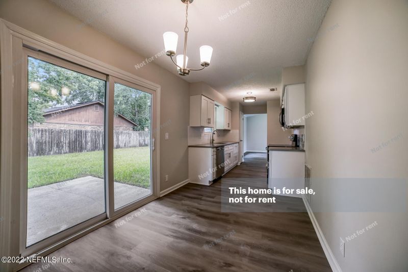 6341 Fedor Dr, Jacksonville, FL 32244